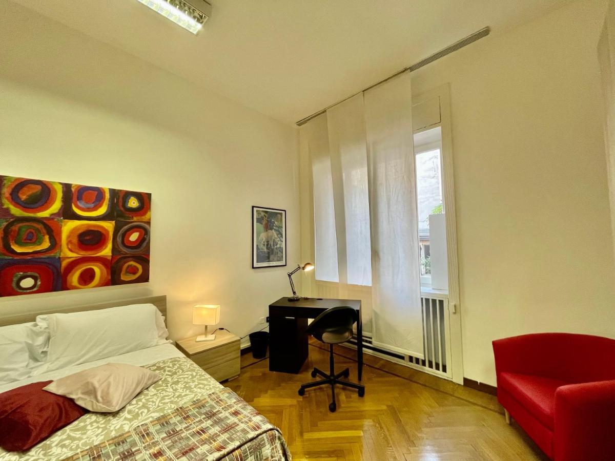 Central Apartment Milano Esterno foto