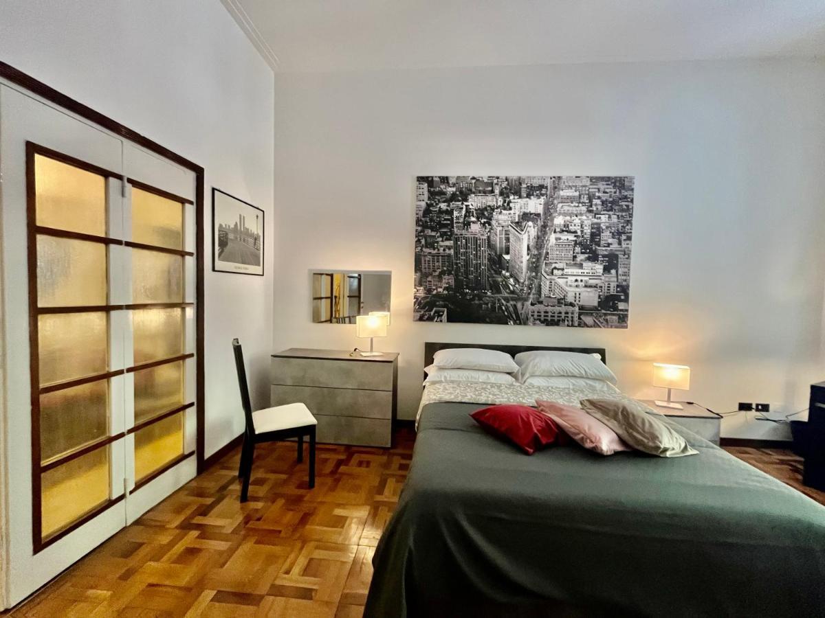 Central Apartment Milano Esterno foto